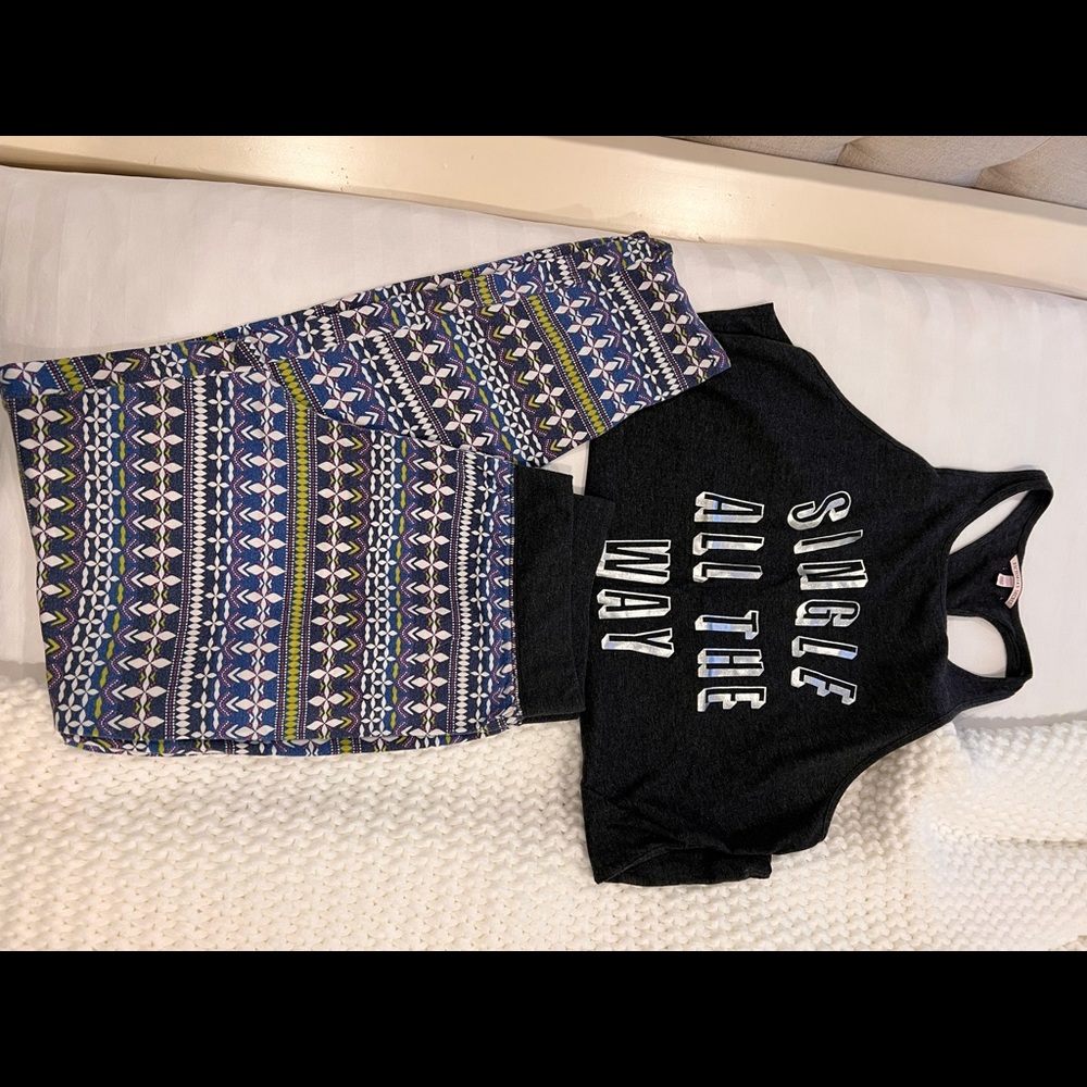 Victoria secrets pajamas set